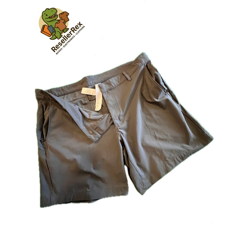 Fabletics Men's Performance Golf Shorts Gray Size 38 Flat Front‎